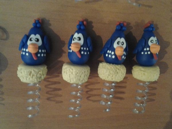 Ponteiras Turma Galinha Pintadina.